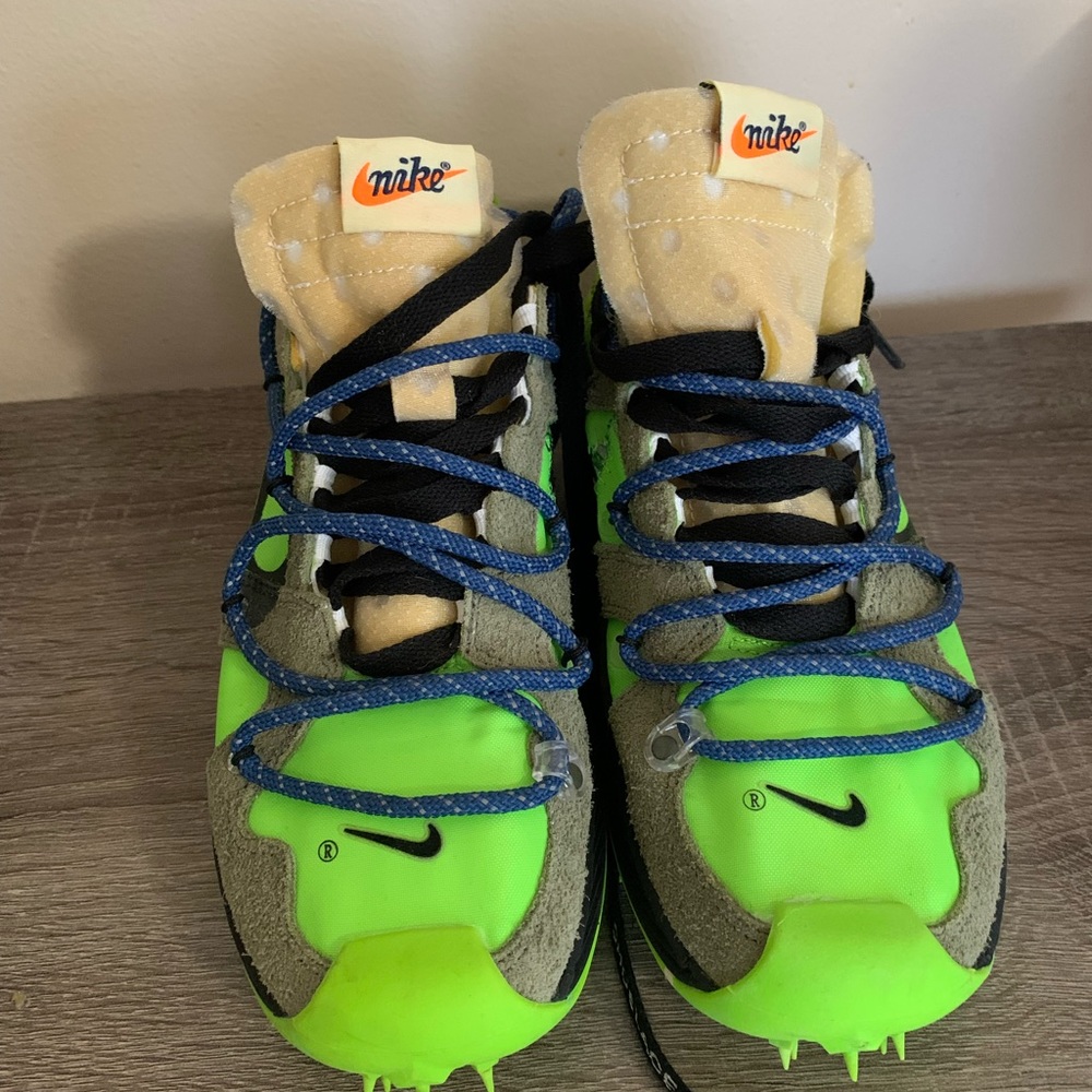 Off white Nikes